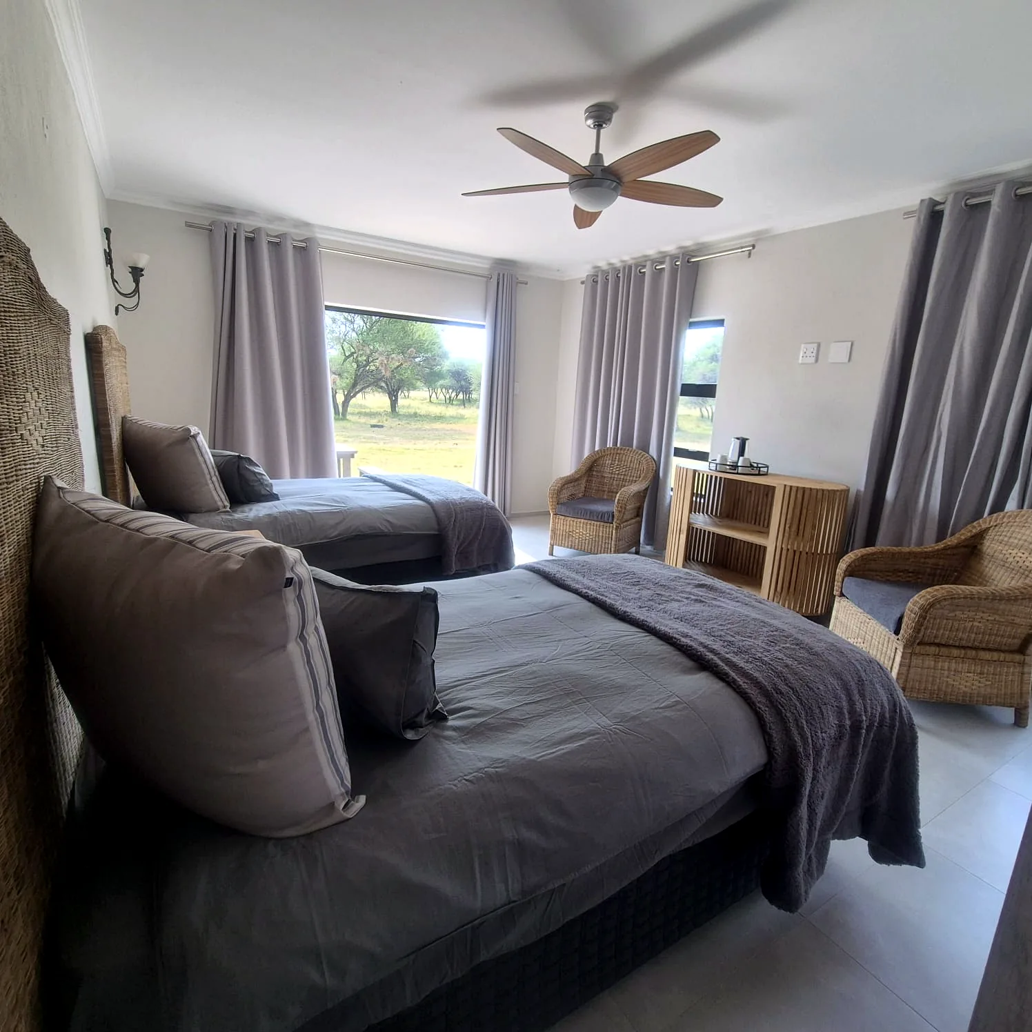The main lodge at Inkerbos Game Lodge